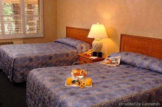 Saga Motor Hotel Pasadena Chambre photo