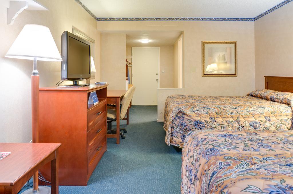 Saga Motor Hotel Pasadena Chambre photo